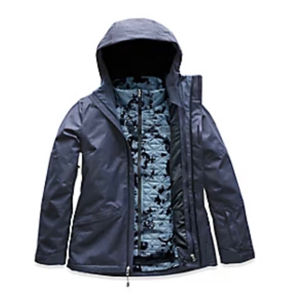 The North Face Ski & Board snow jacket size s grayish blue color
